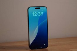 iPhone 17充电功率“原地踏步” 安卓旗舰快充差距依旧大