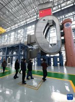 中国“人造太阳”新突破：关键系统验收成功 迈向国际先进
