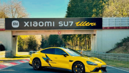 小米与纽博格林赛道强强联手 高性能SU7 Ultra原型车赛道命名小米弯道！