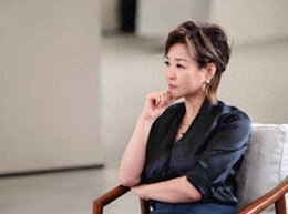 55岁李静勇敢公开更年期经历：停经不羞耻 展现女性真实力量