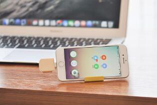 三星“通吃”苹果多产品线 获iPhone Fold两千万屏幕订单2026年量产