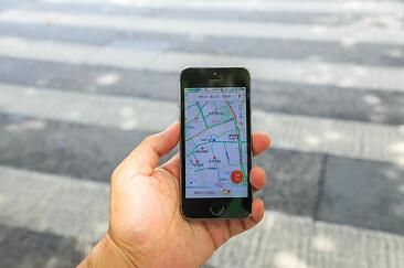 激光“魔法”：从通信到医疗 从田间到宇宙的科技变革力量