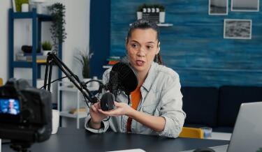 OPPO Find X9s影像新突破：6.3英寸小屏搭载双2亿像素大底镜头