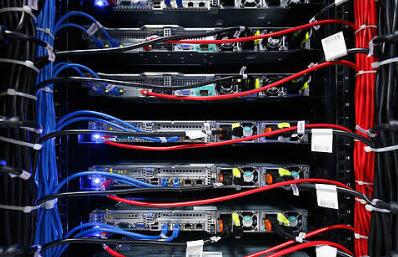 真我Neo 8系列新机将至：三星旗舰屏加持 集通透高刷护眼于一身